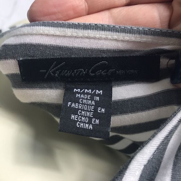 Kenneth
Cole NY size Medium Tank metal accent EUC - Picture 5 of 5